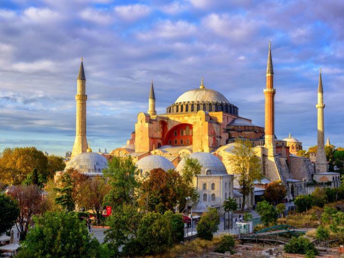 جامع آيا صوفيا (Aya Sofia)